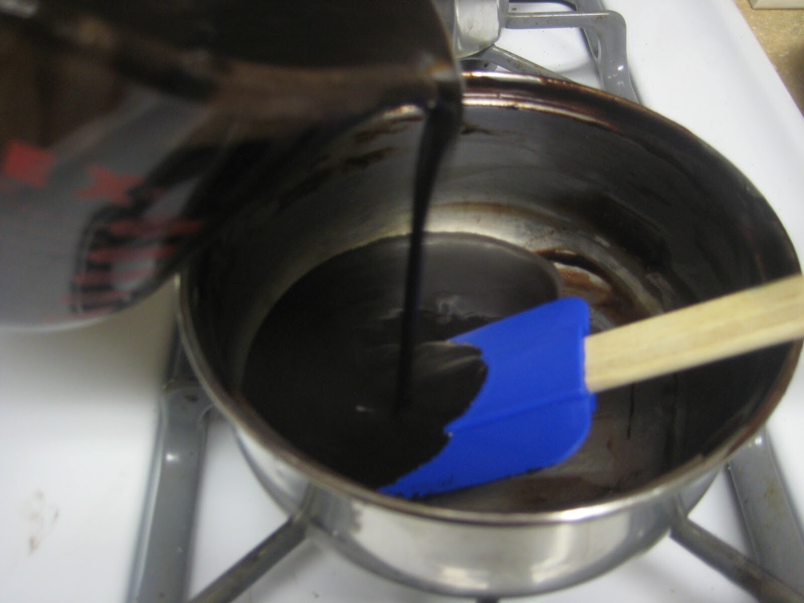 Homemade hot fudge sauce