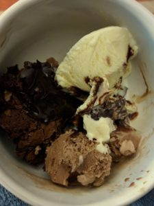 peppermint brownie with ice cream 