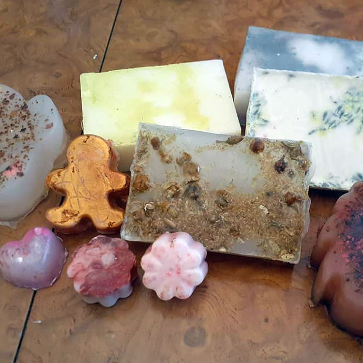 examples of melt & pour soap