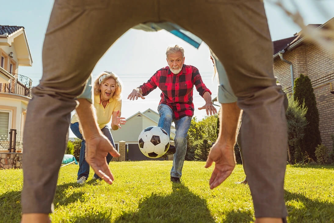 Playing and social interaction for brain health